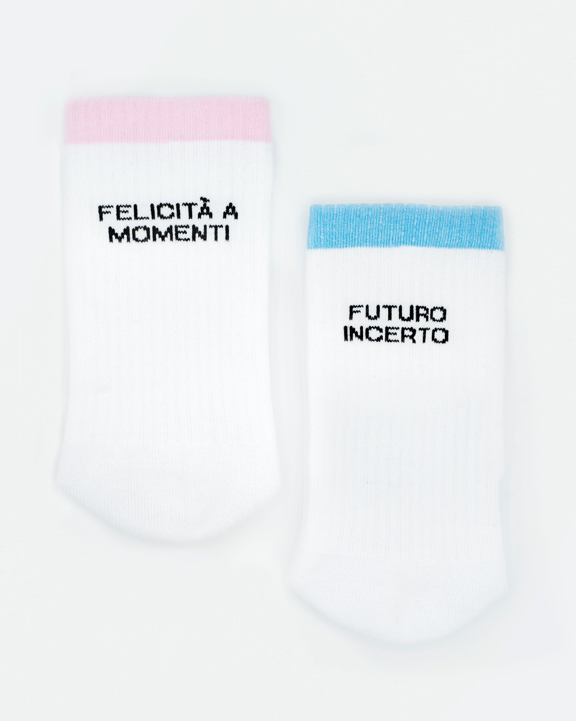 Calzini - Felicità a Momenti, Futuro Incerto