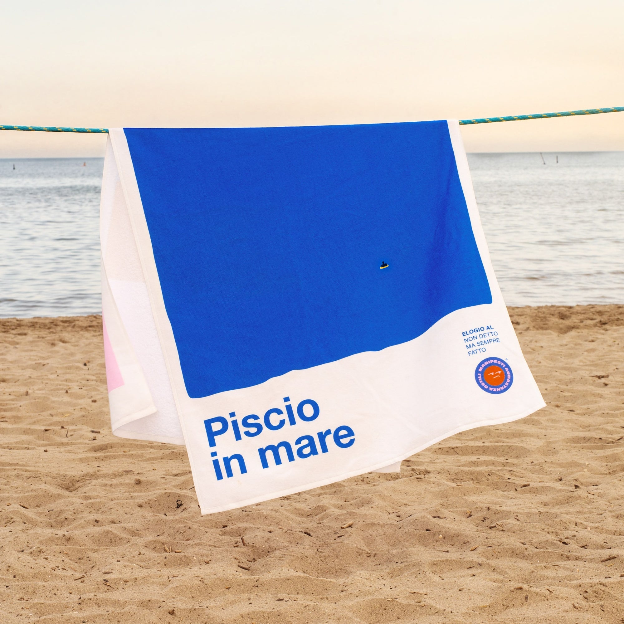 Telo mare - Piscio in mare