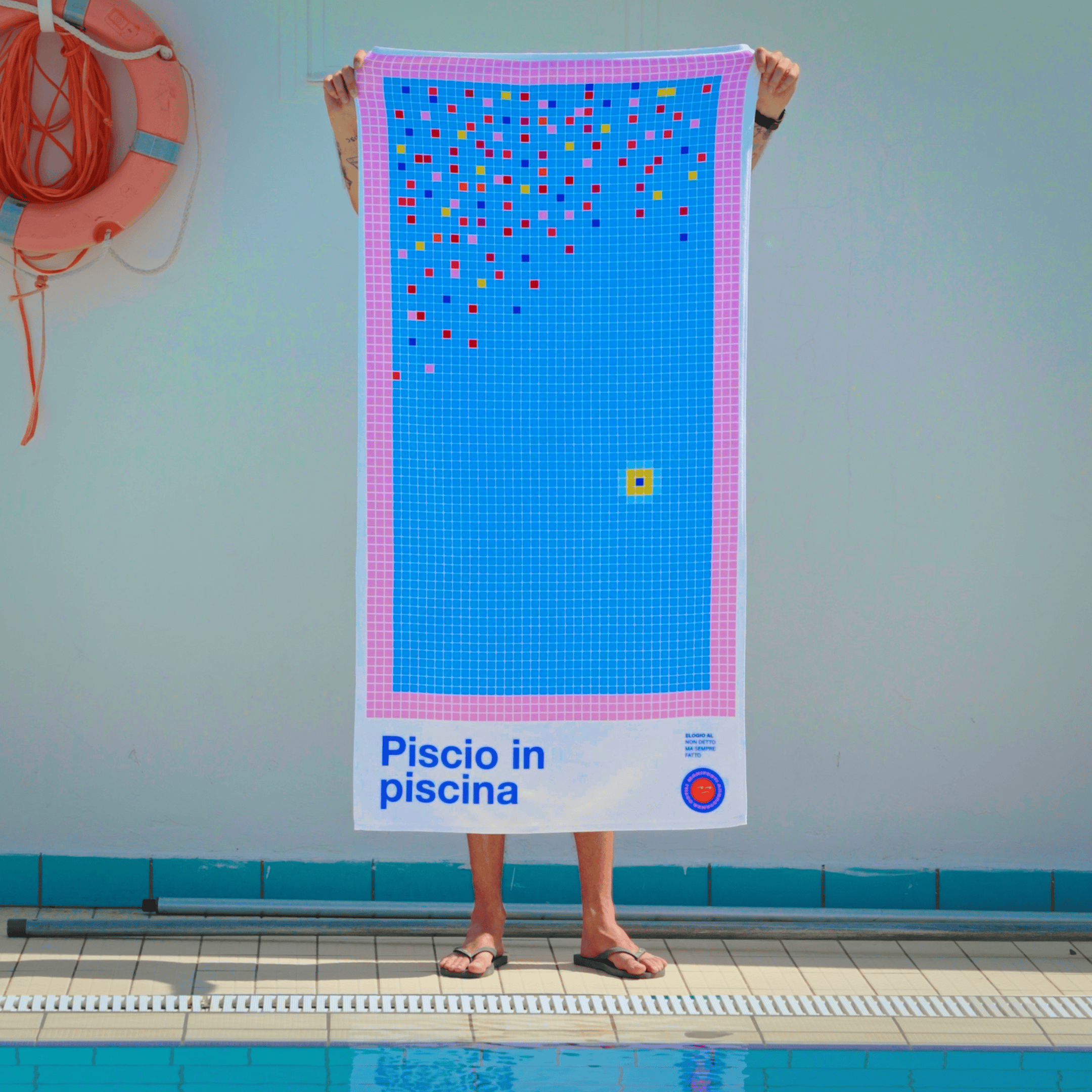 Telo mare - Piscio in piscina